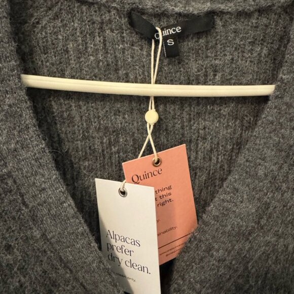 NWT Quince 3 Button Grey Women's Sweater, 28% Alpaca, Size S - Picture 2 of 6